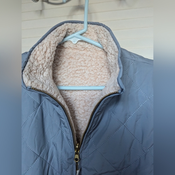 Reversible Sherpa Vest - Baby Blue Light Blush size M/S - Picture 3 of 12